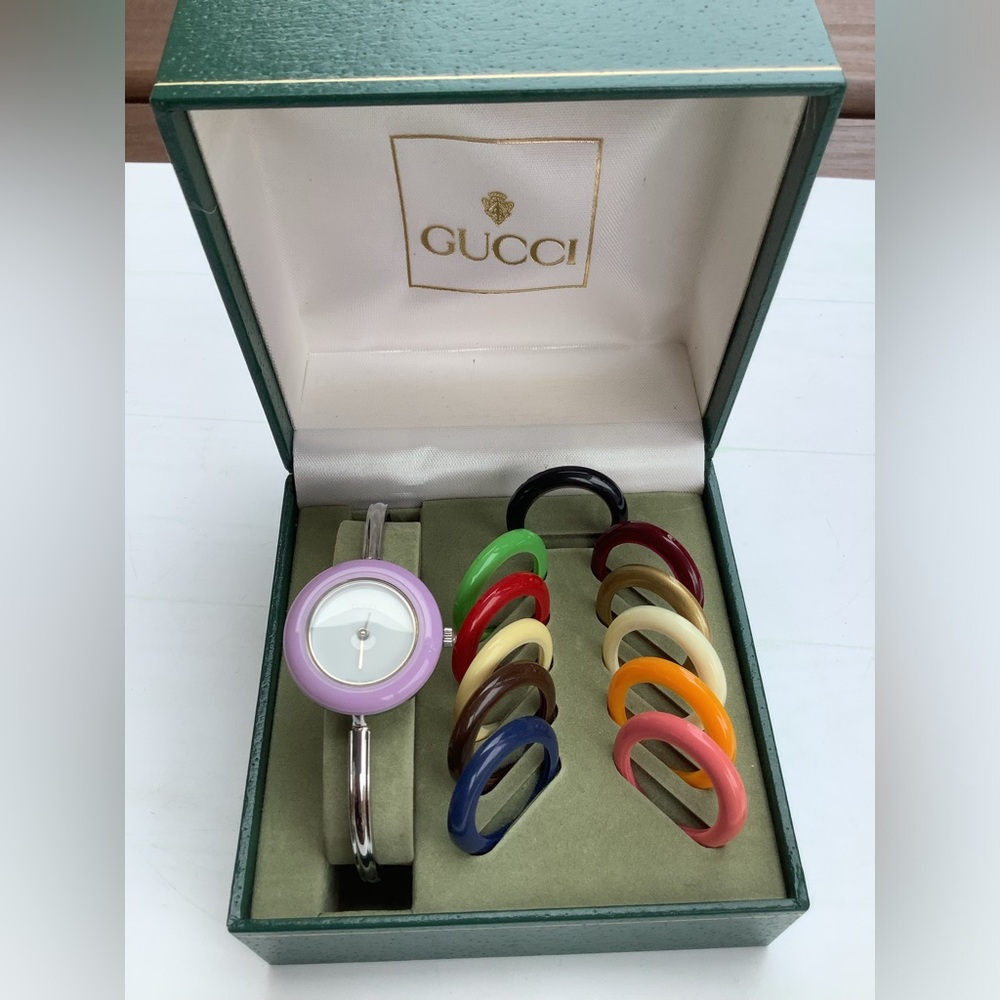 Gucci Women's Interchangeable Bezel Bangle Watch set💗 - Picture 6 of 11